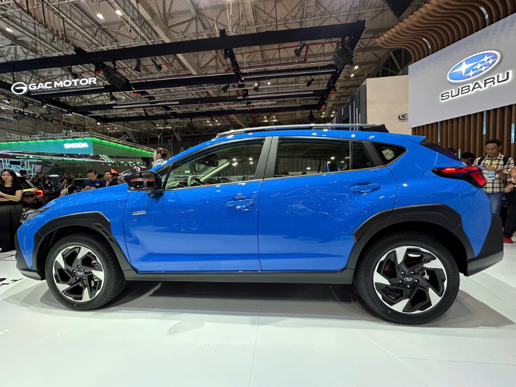 Subaru Crosstrek giá cao nhất 1,268 tỷ tại Việt Nam: Cùng cỡ Corolla Cross nhưng đắt ngang Santa Fe tầm trung, nhập Nhật, động cơ hybrid- Ảnh 7.