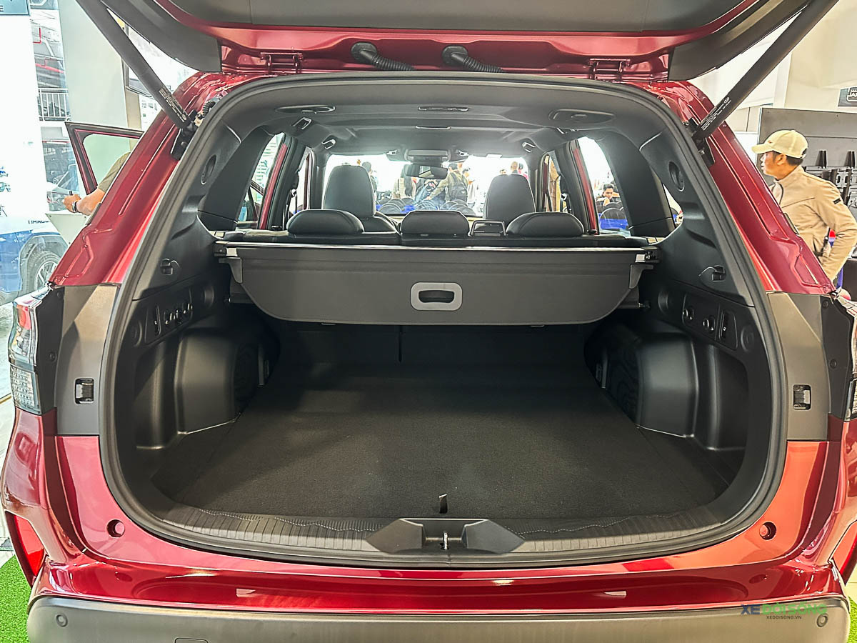 xedoisong_subaru_forester_2026_ra_mat-13.jpg (241 KB)